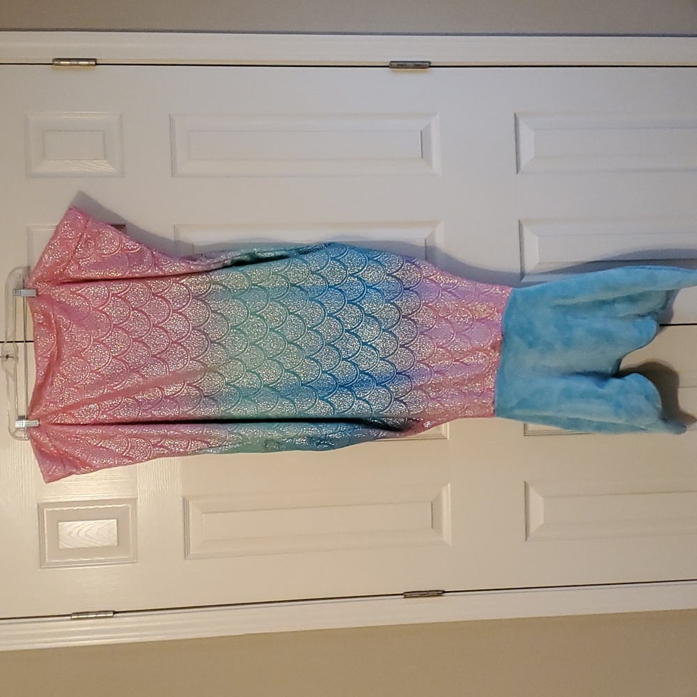Justice mermaid tail blanket